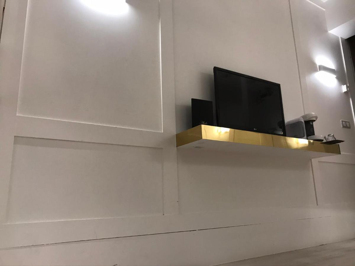 Madrid Central Gran Via Suites Екстериор снимка