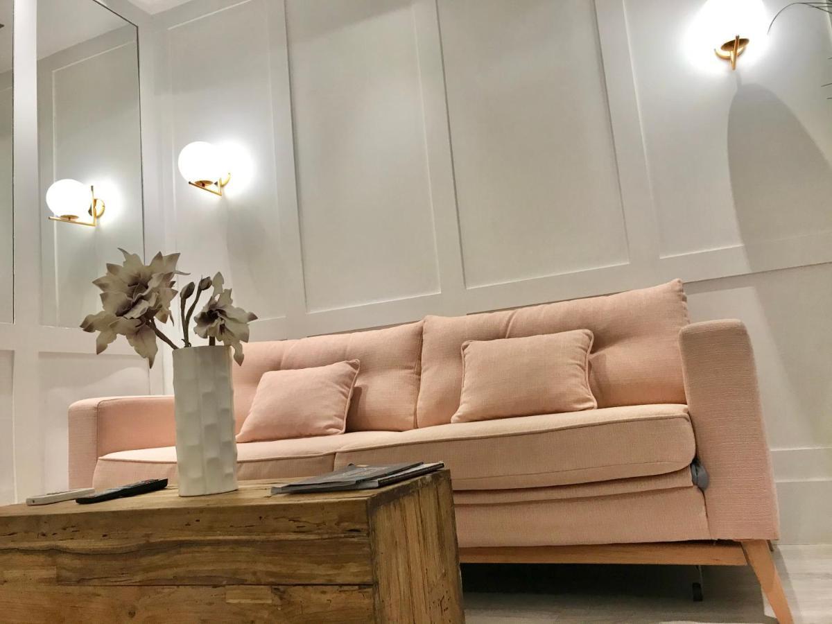 Madrid Central Gran Via Suites Екстериор снимка