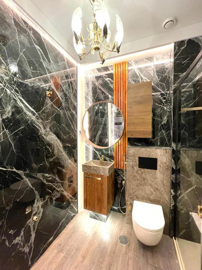 Madrid Central Gran Via Suites Екстериор снимка