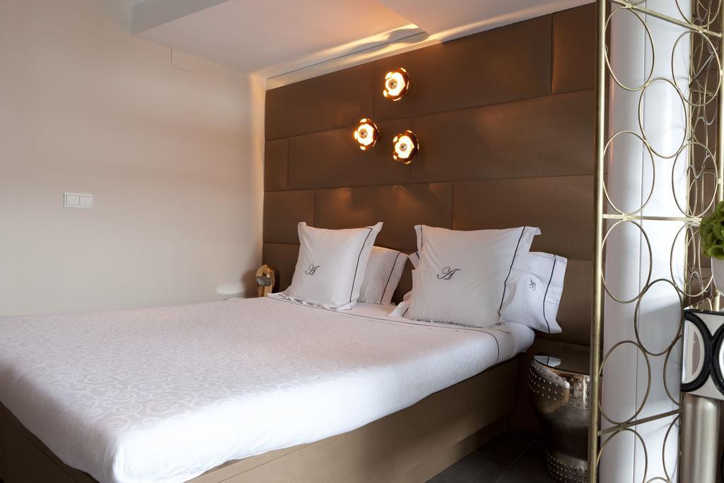 Madrid Central Gran Via Suites Екстериор снимка