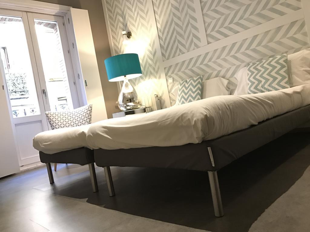Madrid Central Gran Via Suites Екстериор снимка